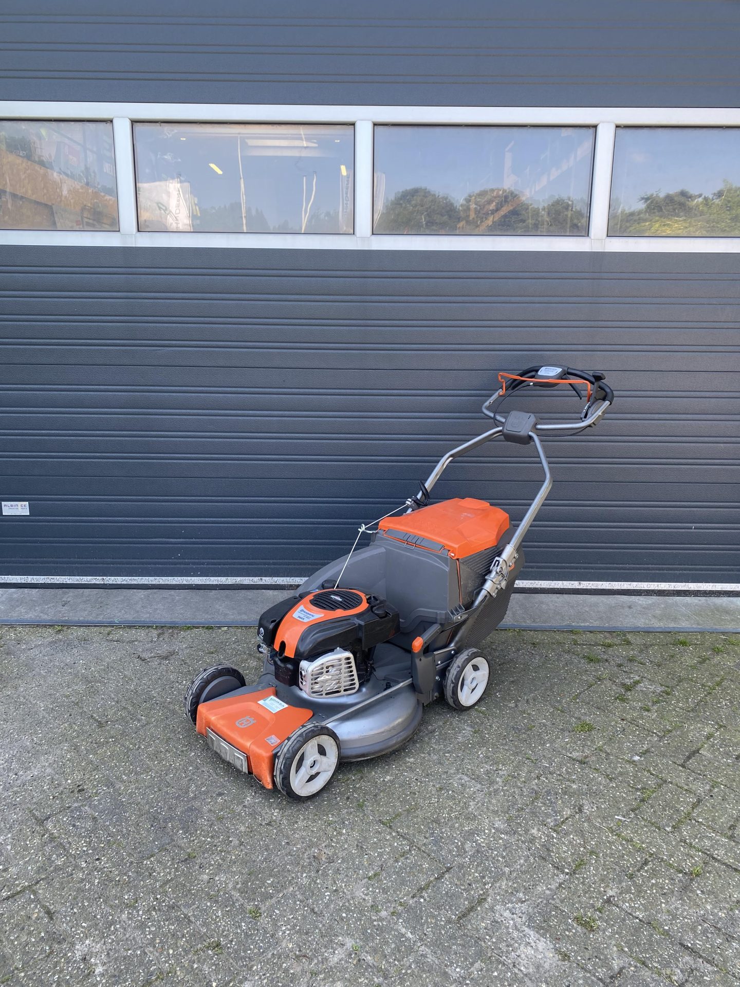 Husqvarna grasmaaier tweedehands